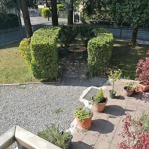 Airport Stop Guest house