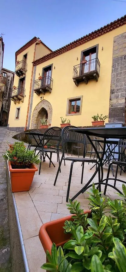 Hotel Federico II Castiglione De Sicilia 3*,