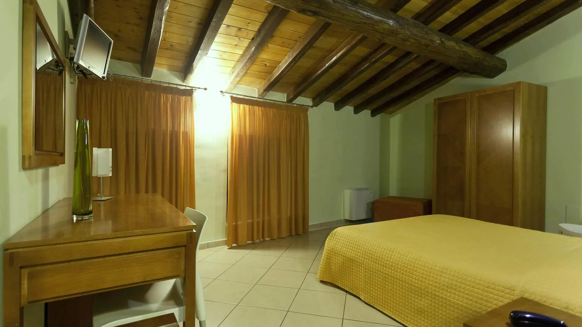 Hotel Federico II Castiglione De Sicilia 3*,
