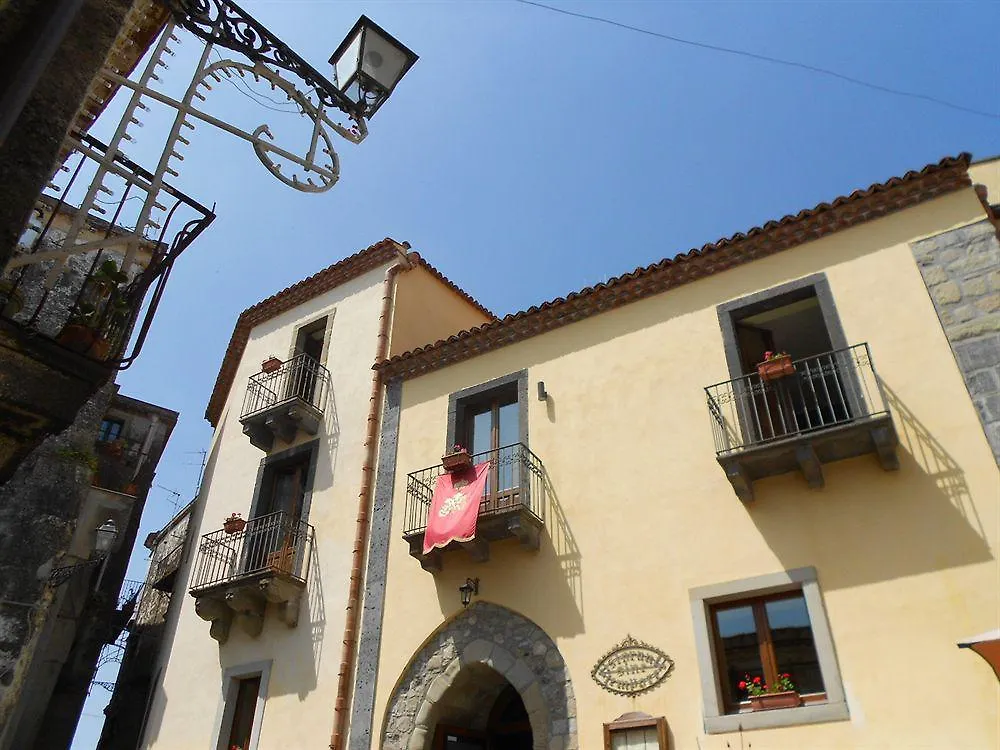 Hotel Federico II Castiglione De Sicilia 3*,  Włochy